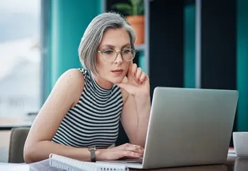 Curriculum vitae editabile: 12 CV da editare e inviare