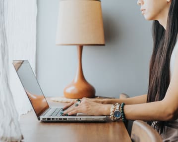 Curriculum vitae creativo: 25 modelli di CV creativo