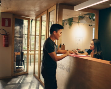 Curriculum da receptionist: guida completa ed esempi